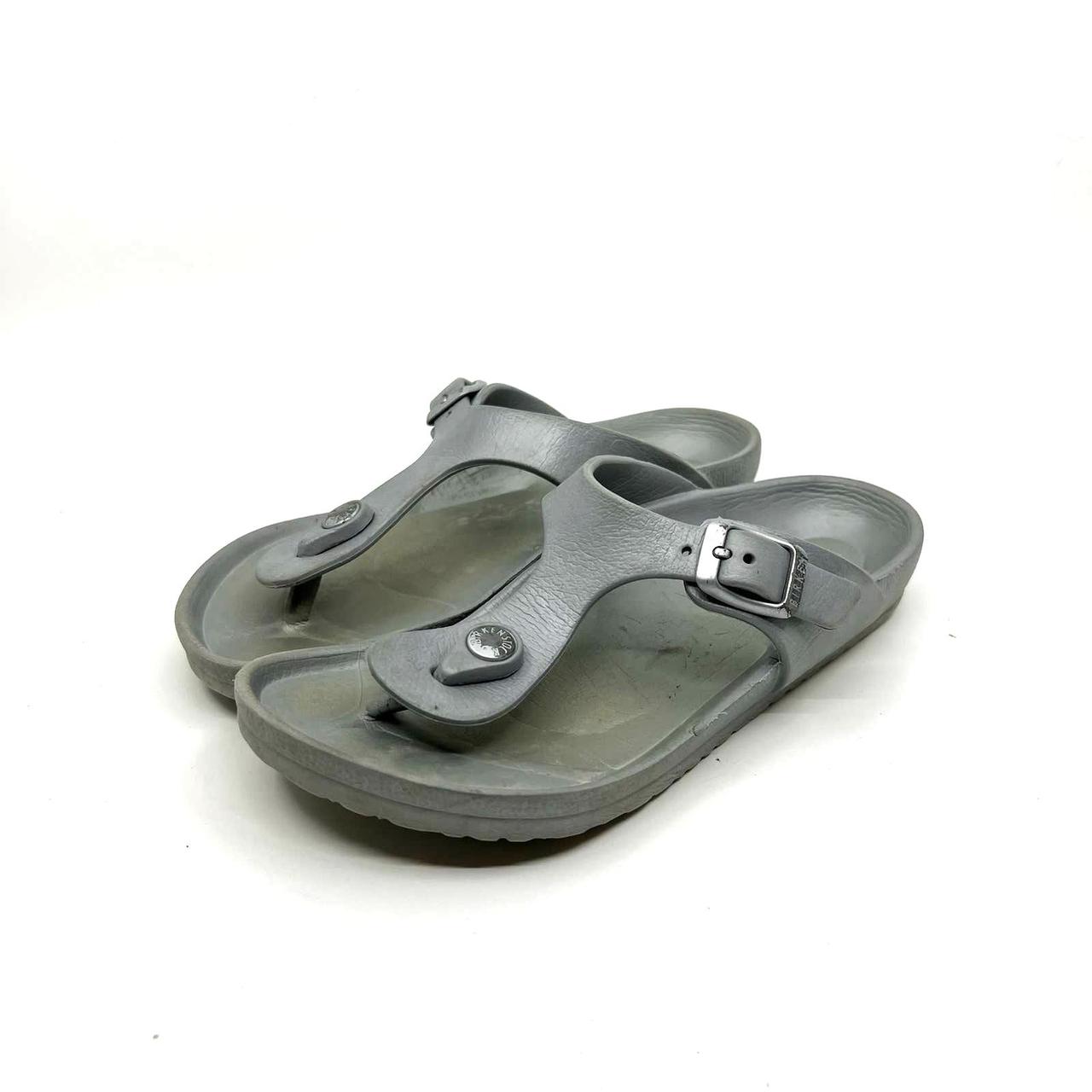 Birkenstock store essentials silver