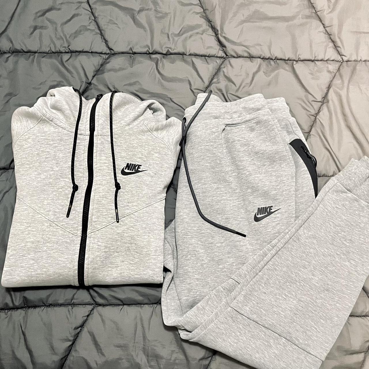 grey nike jogger set
