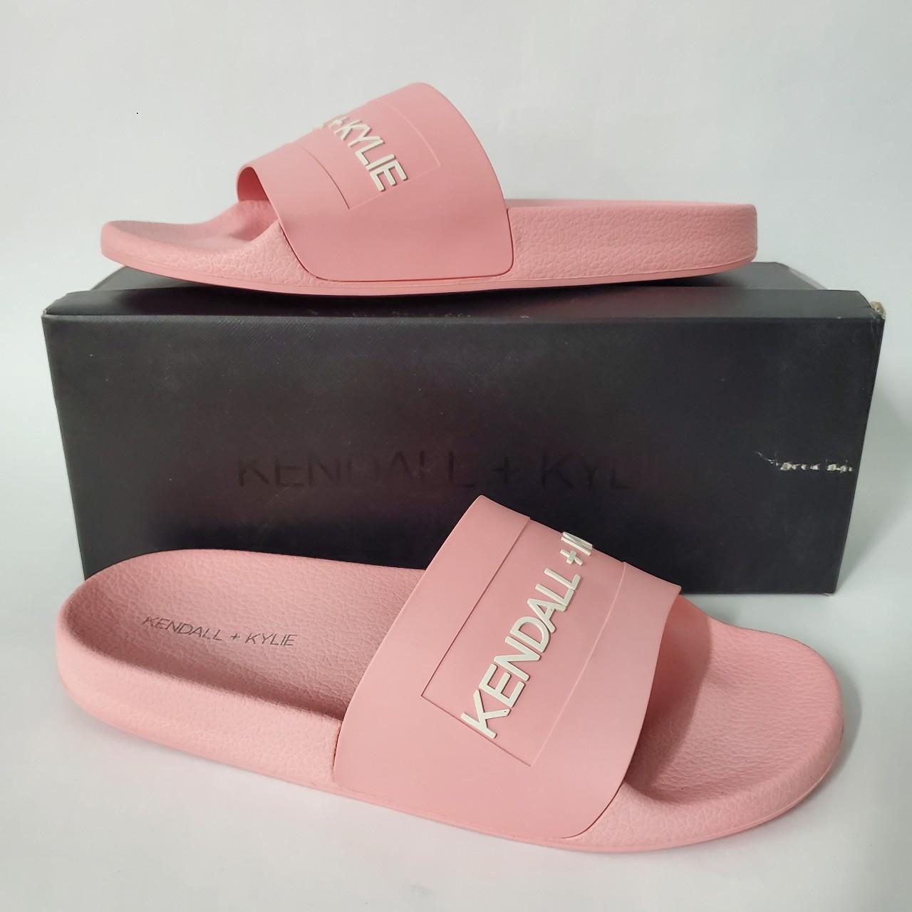 Kendall clearance kylie slides