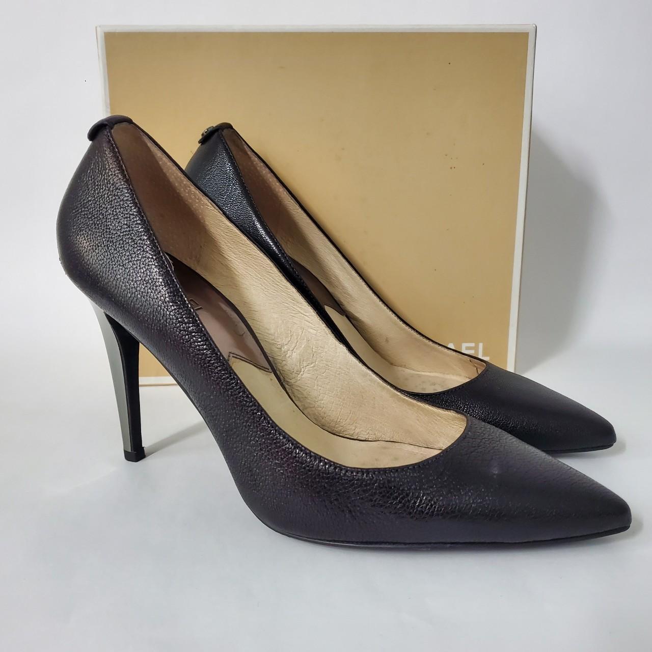 Michael kors deals navy blue heels