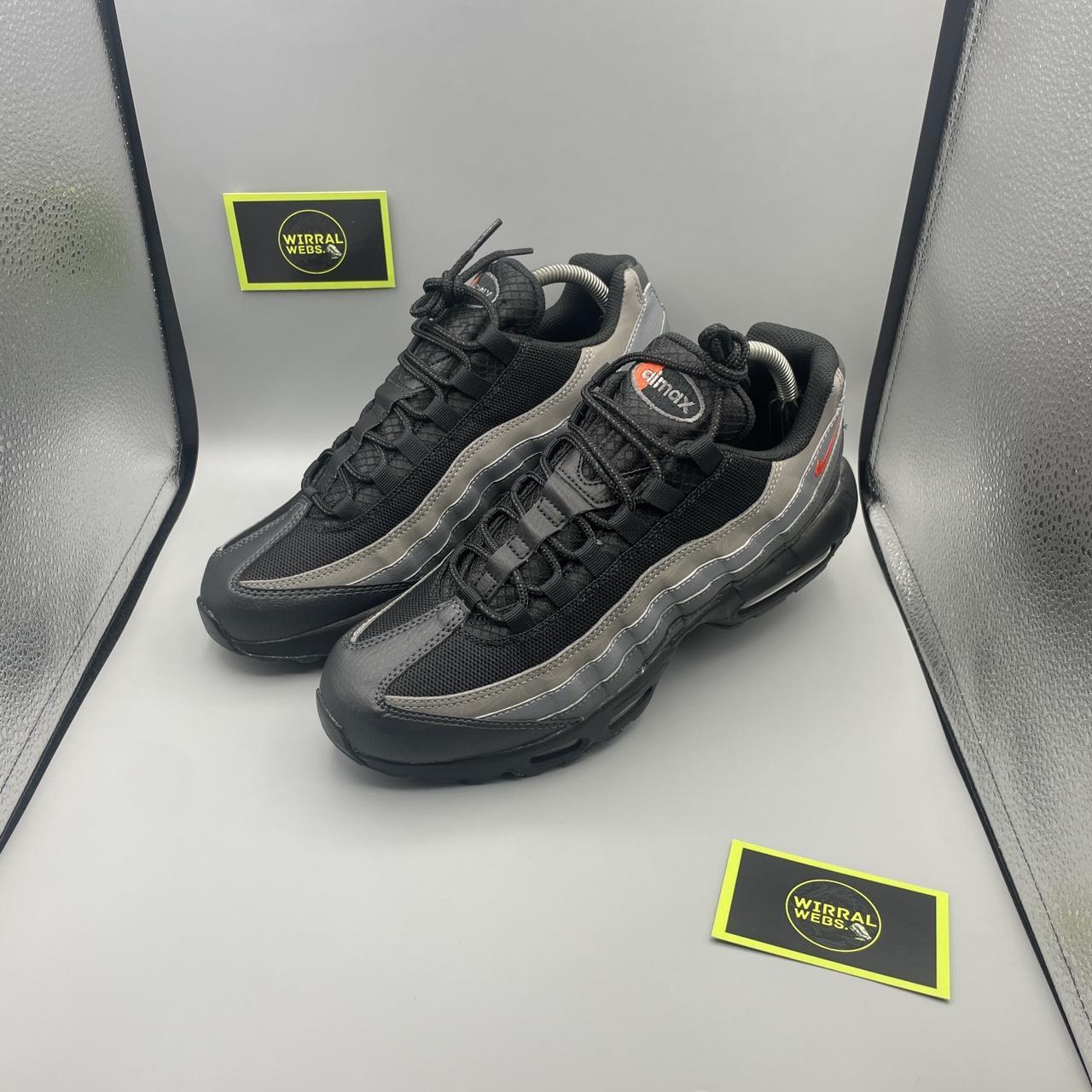 sportscene nike 95