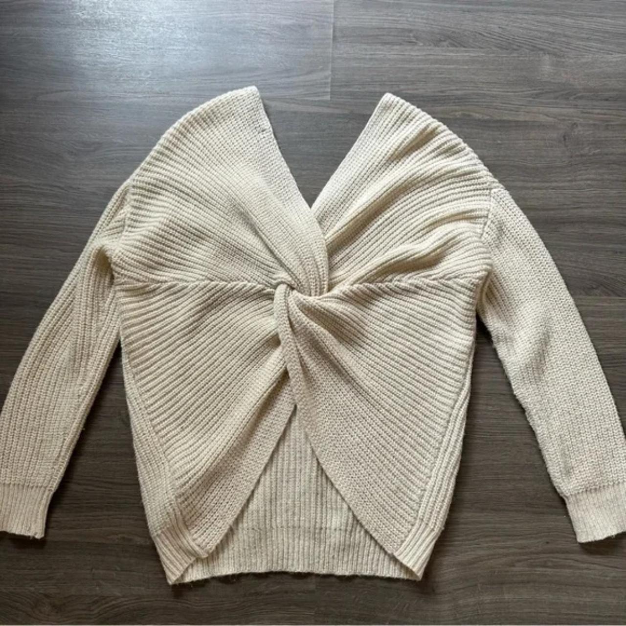 Forever 21 twist outlet back sweater