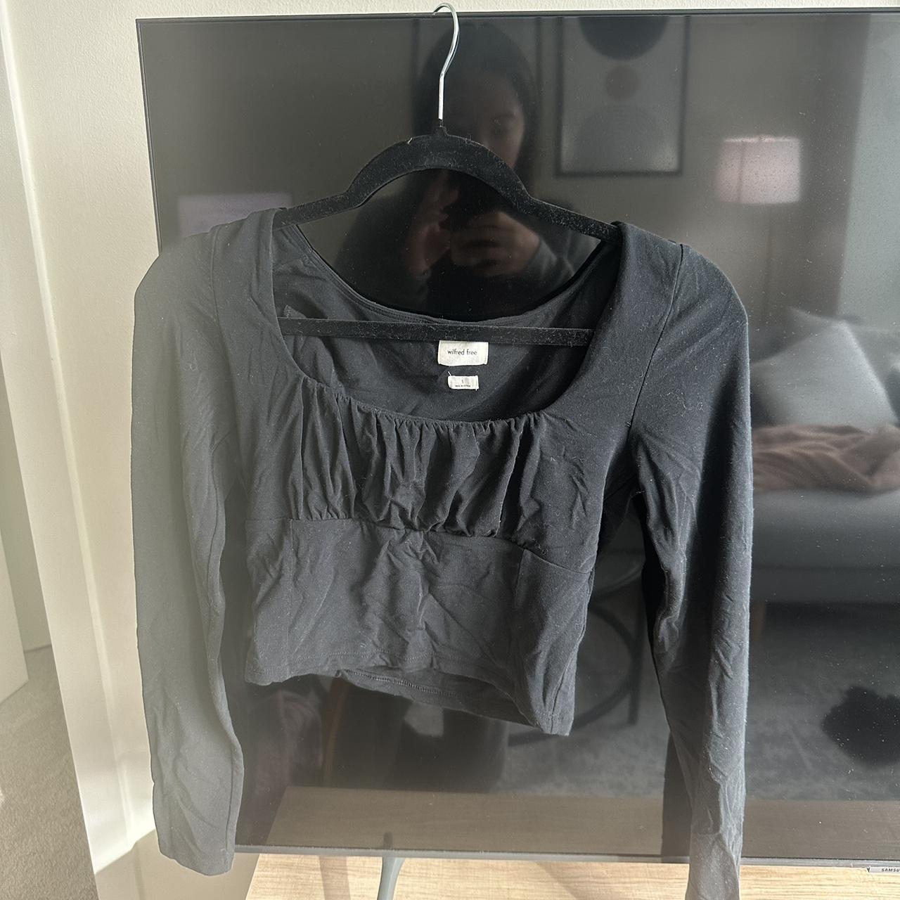 item listed by giascloset1
