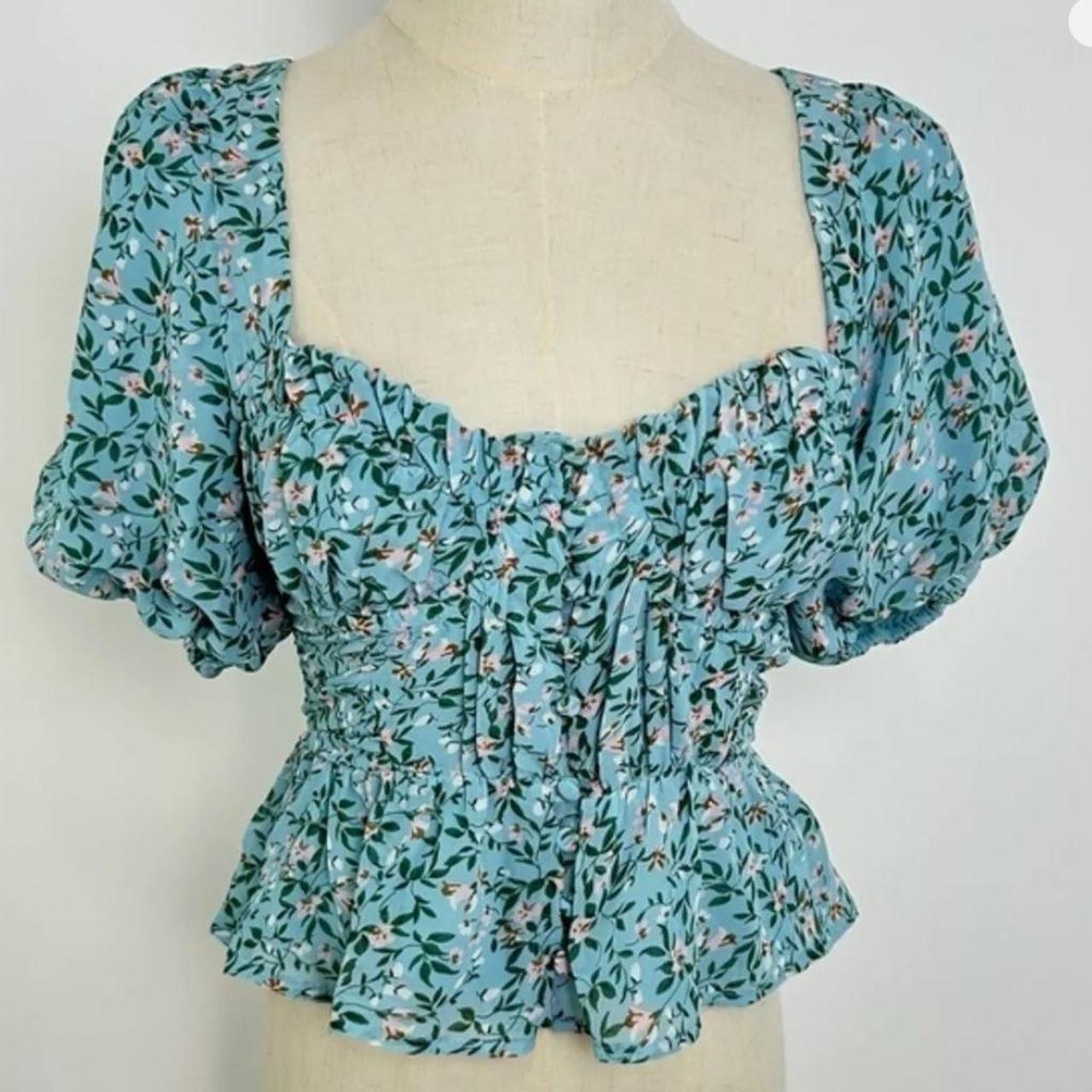 item listed by giascloset1