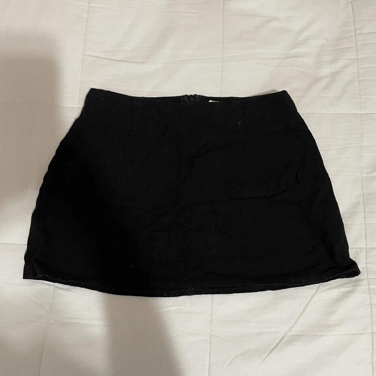 Princess Polly Women's Black Skirt Depop
