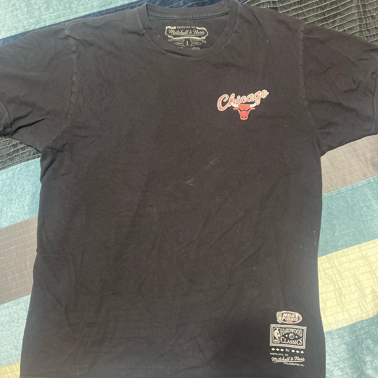 Mitchell & Ness Men's T-shirt - Black/Navy - L – Retro Bulls Dennis Rodman Graphic tee L