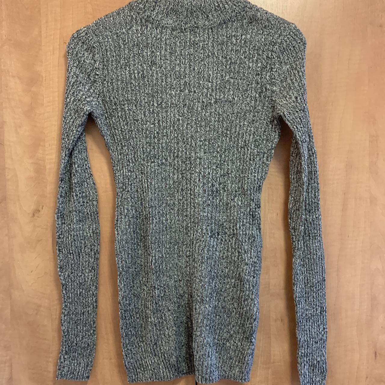 H&M Women's Grey Jumper | Depop