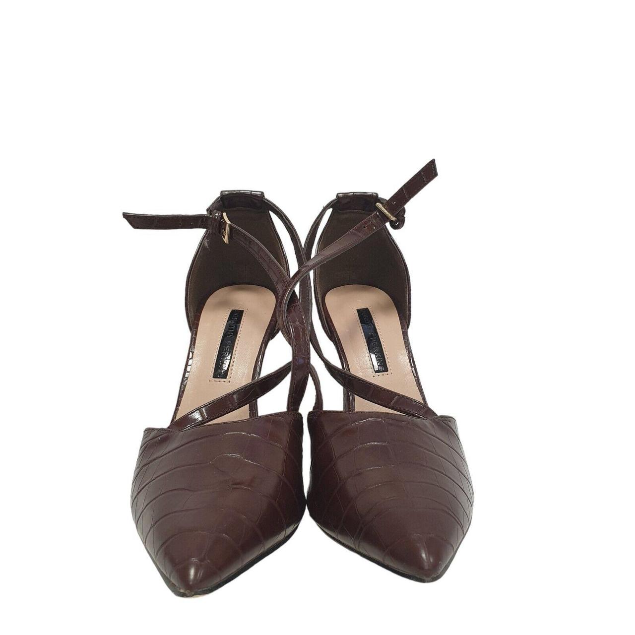 Dorothy perkins core courts shop