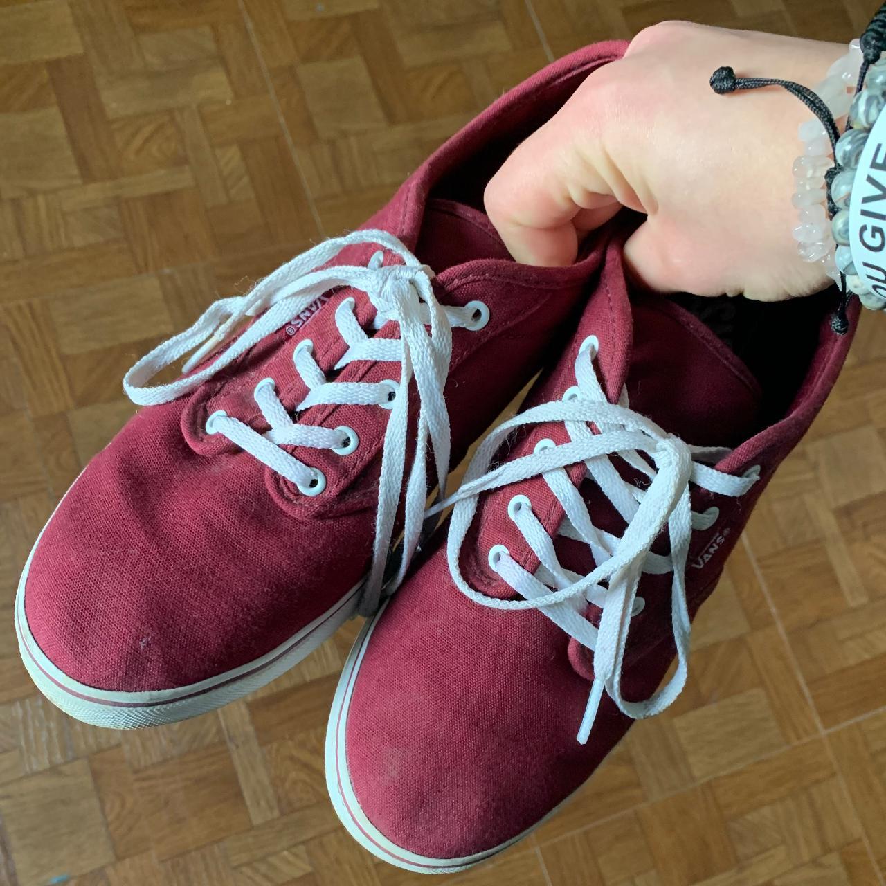 Maroon vans with white laces hotsell