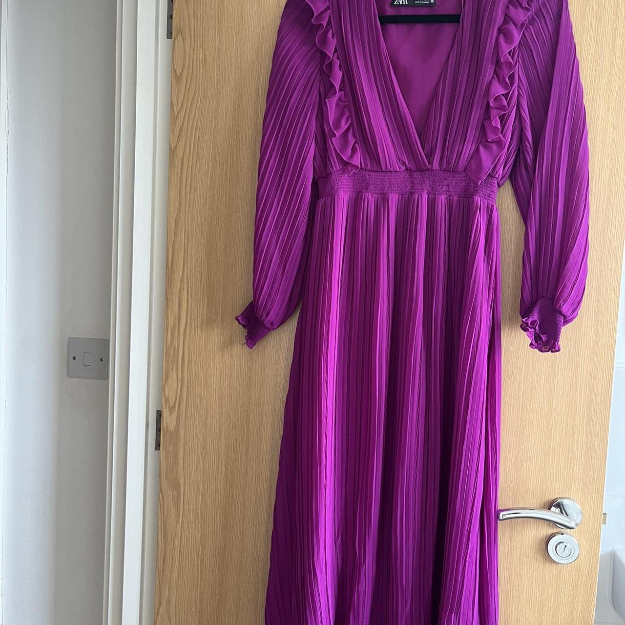 Zara Women's Dress Depop