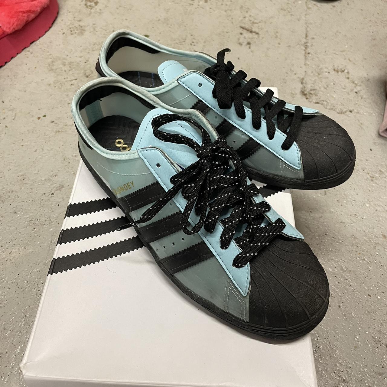 blondey adidas superstar blue