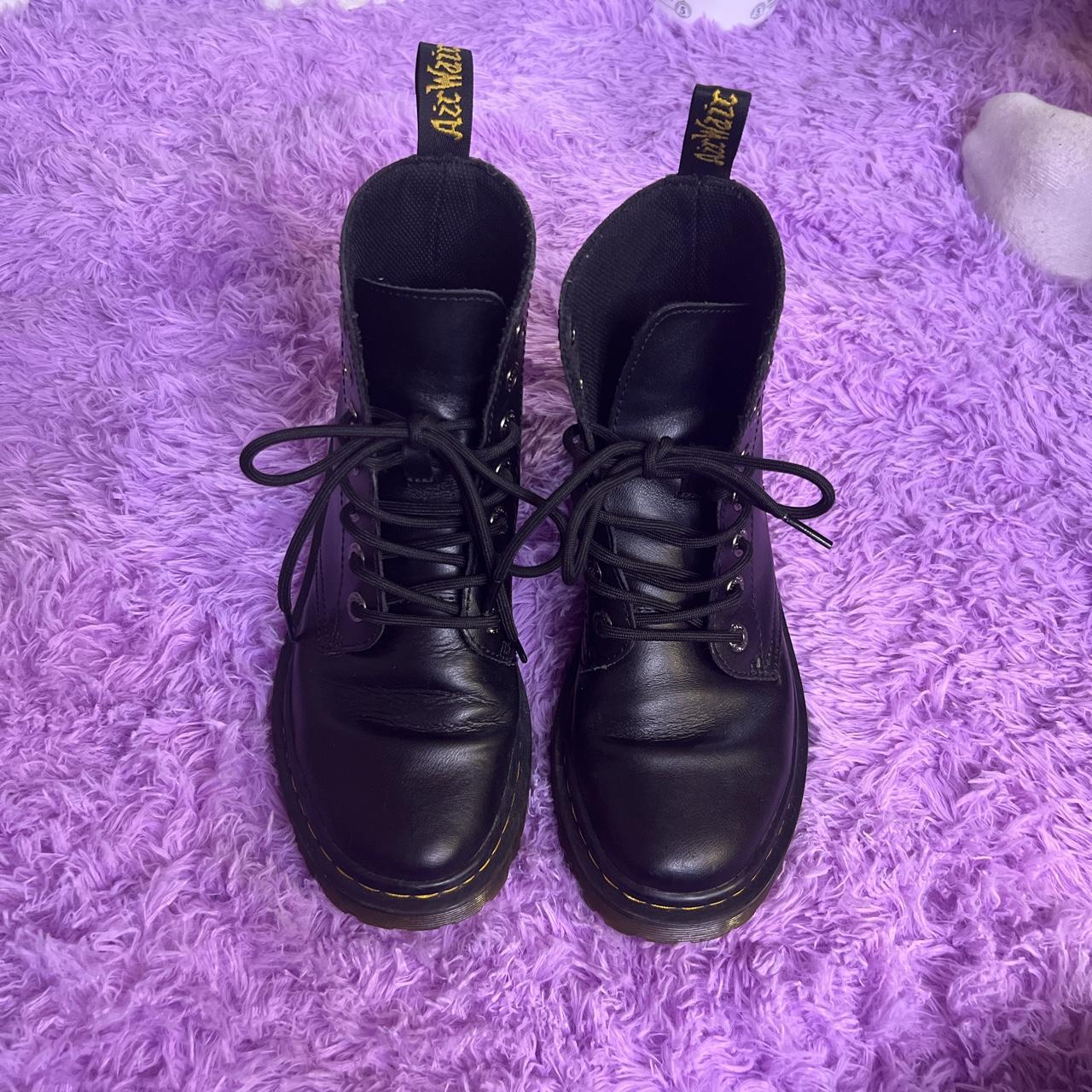 Black Doc Martens ! Size US 6 ! 🖤 #docs #docmartens... - Depop