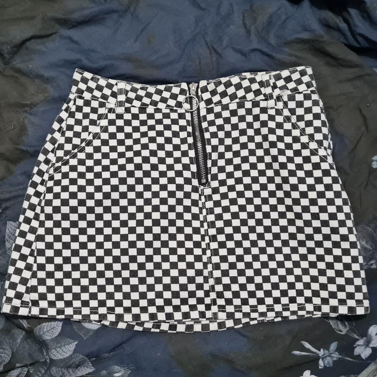 Checkered skirt 2025 city beach