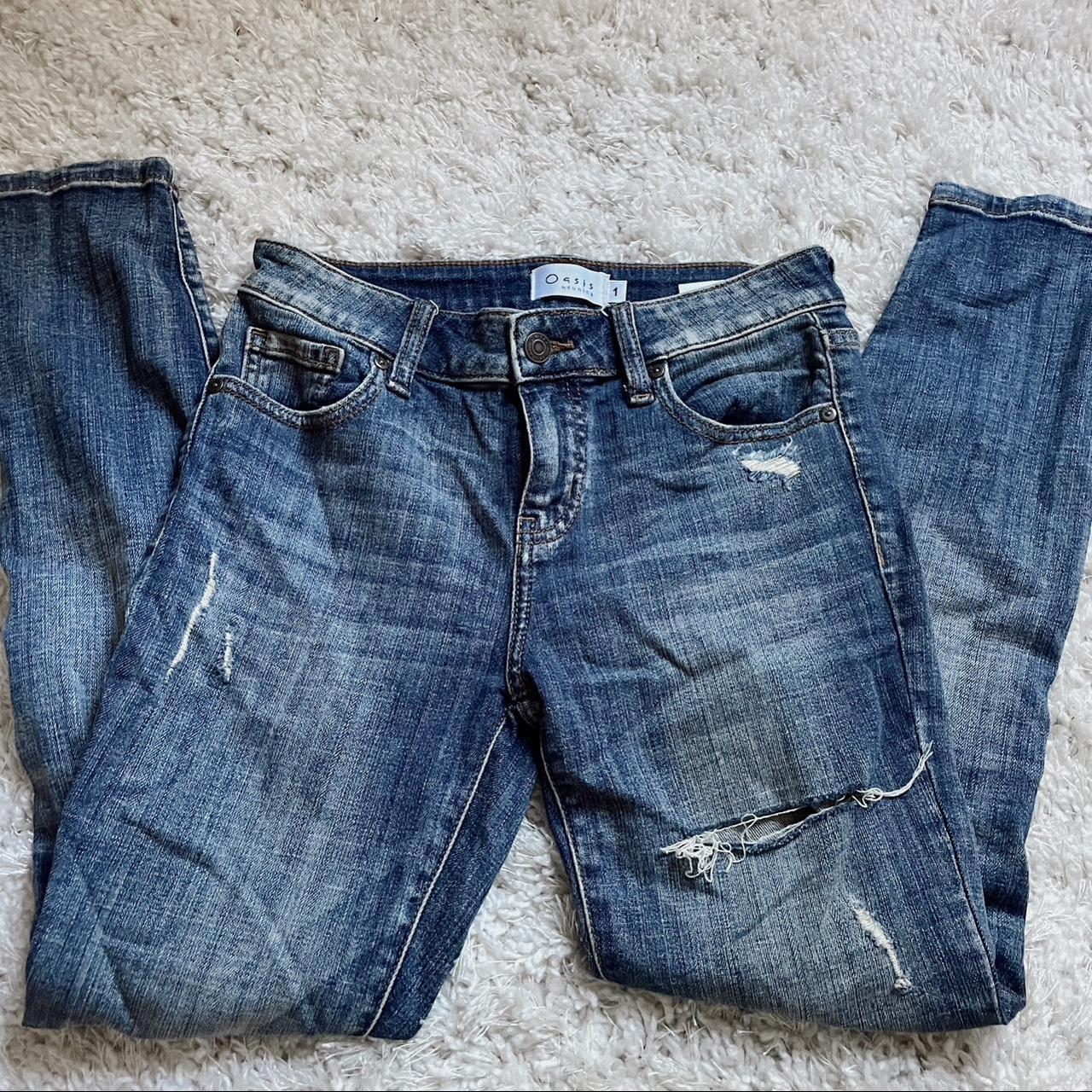 Oasis ripped jeans. Really pretty wash and rip... - Depop