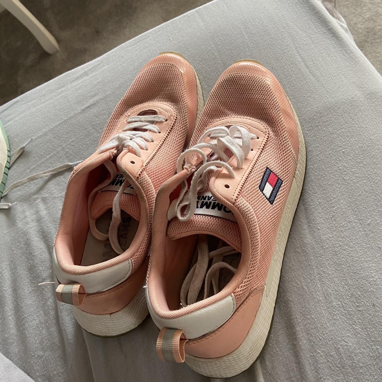 Selling these pink Tommy Hilfiger shoes in good. Depop