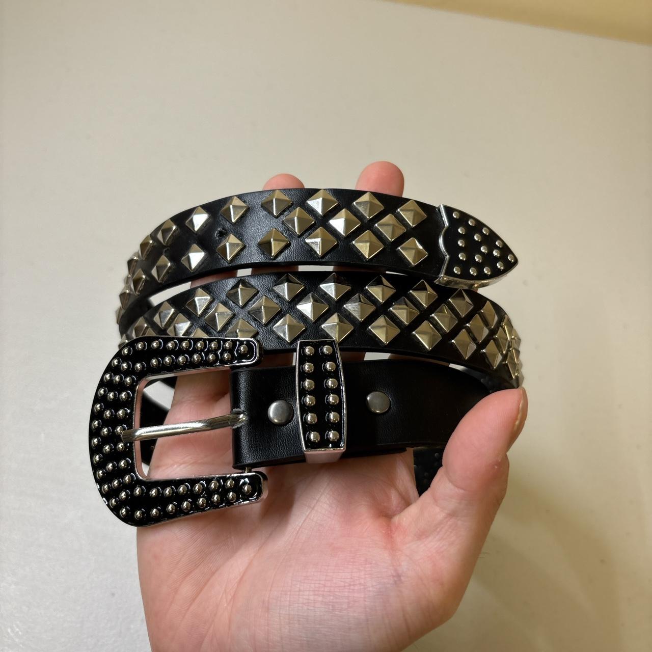 item listed by vhlistings