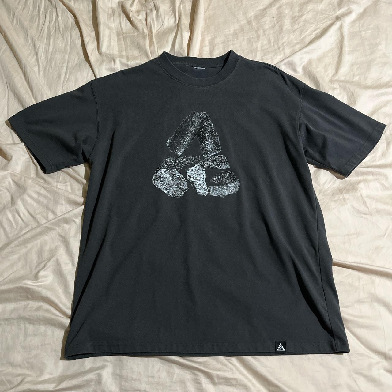 acg nike tee