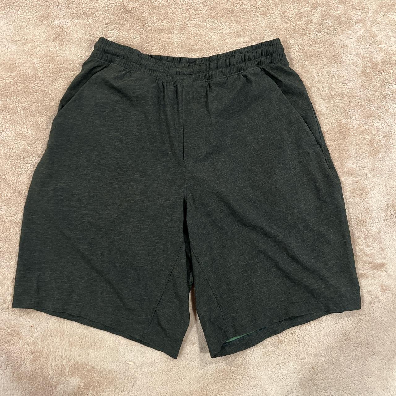 Lululemon Men's Green Shorts | Depop