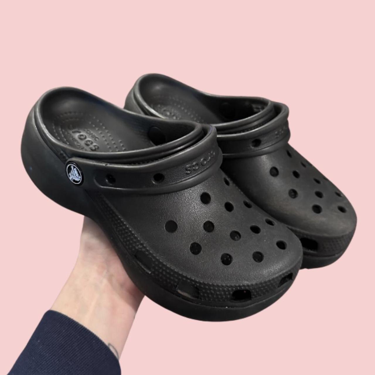 Womens black best sale crocs size 5