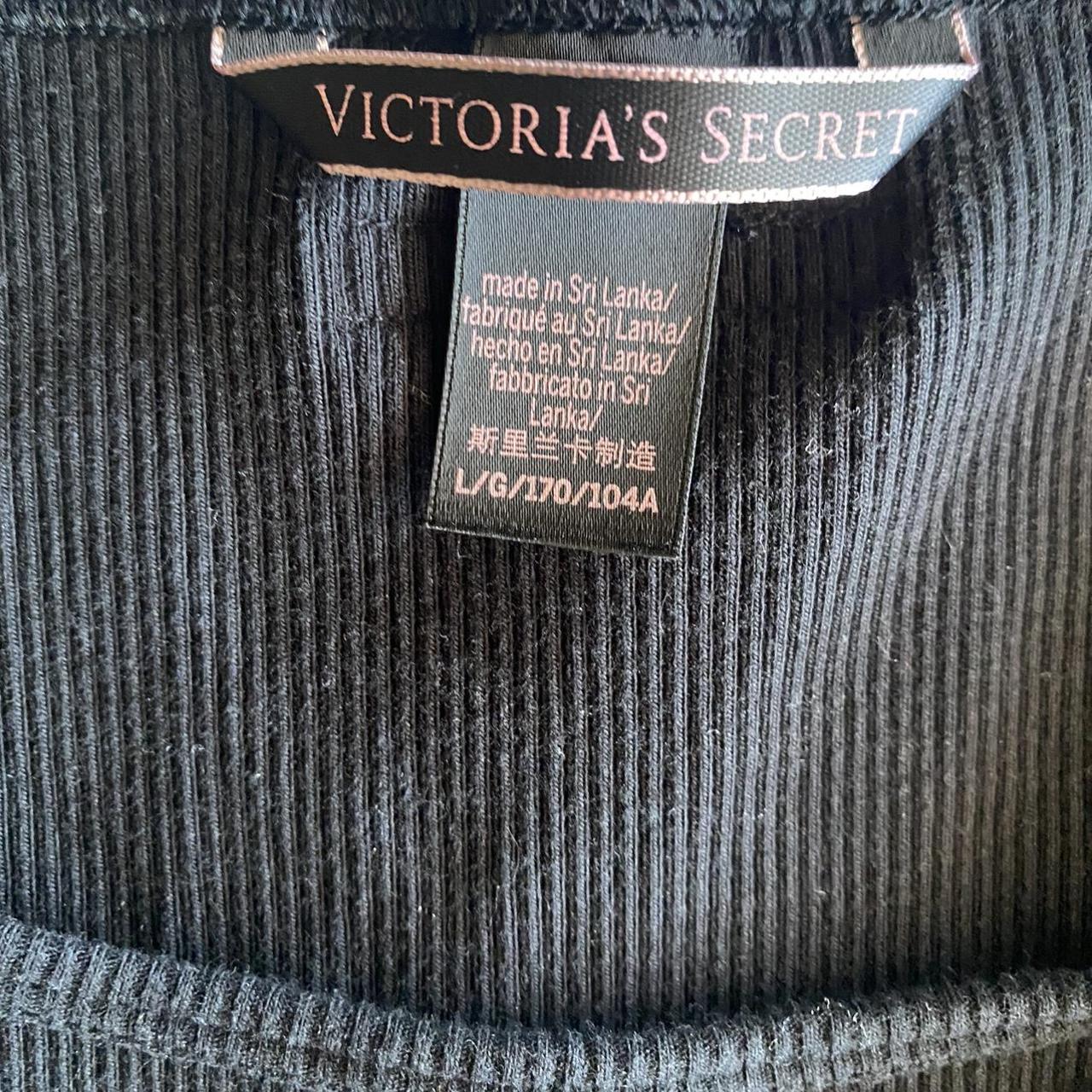 Victoria's Secret Women's Black Crop-top | Depop