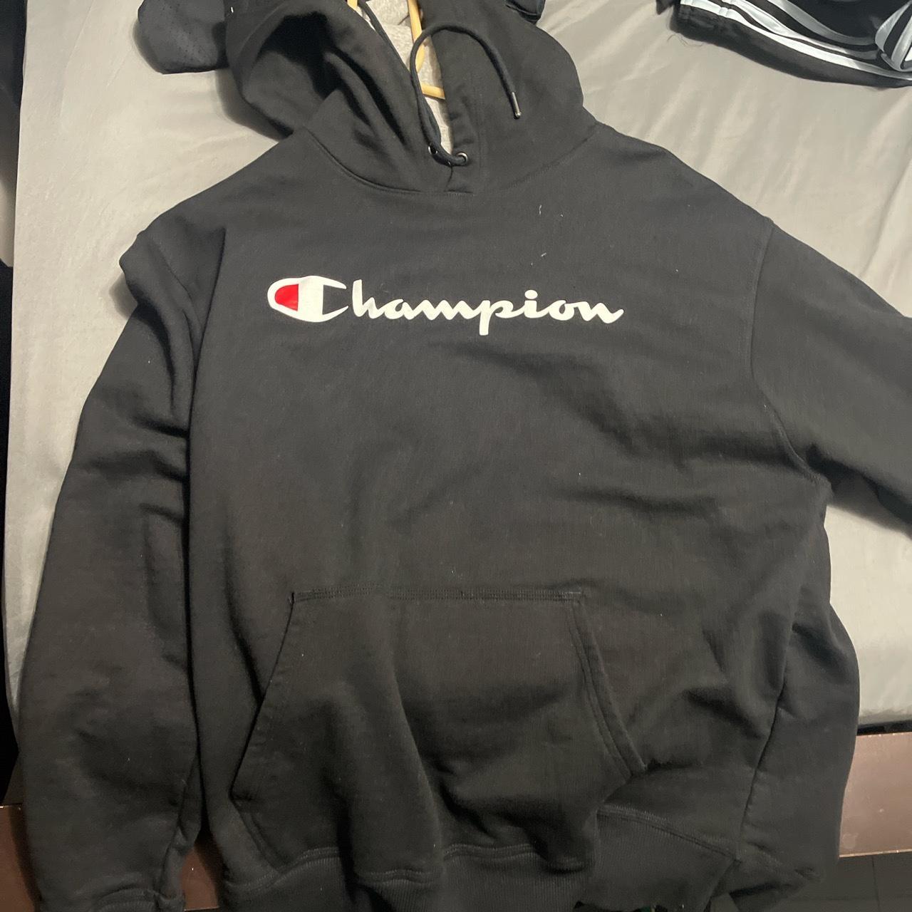 Champion black outlet hoodie fake