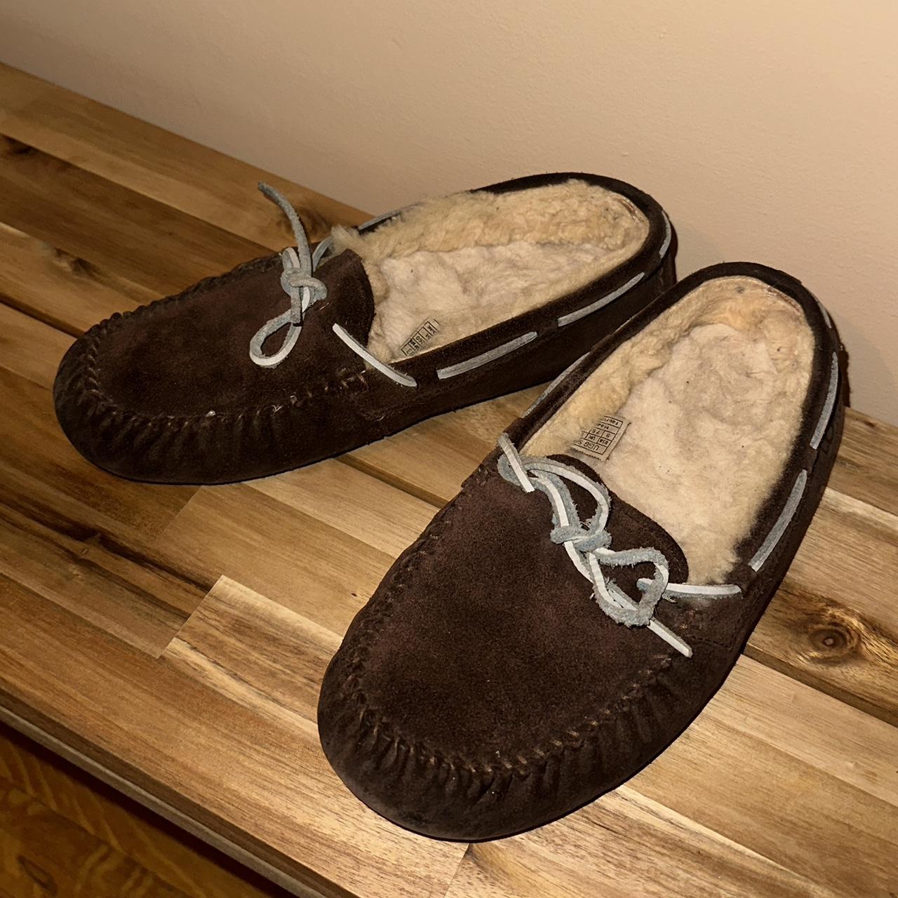 Ugg dakota clearance moccasin slippers