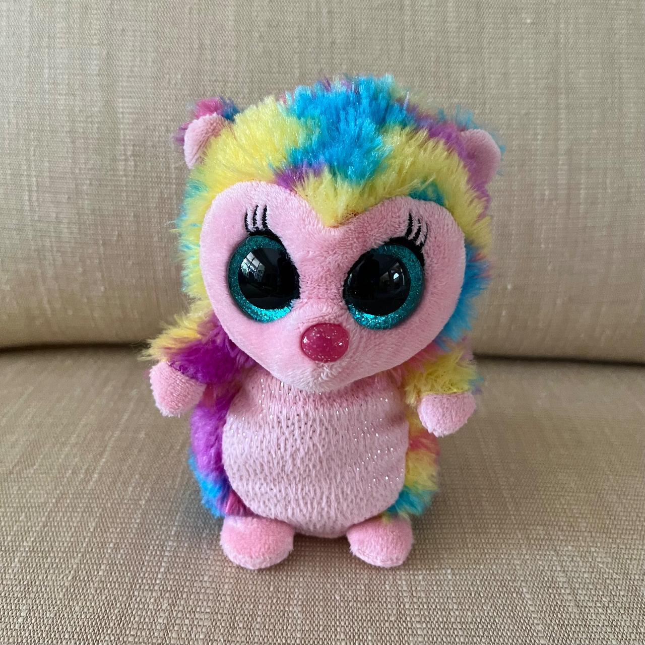 Holly the store hedgehog beanie boo