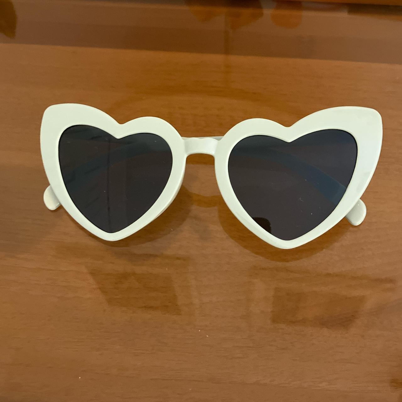 item listed by happygilmoreclothing