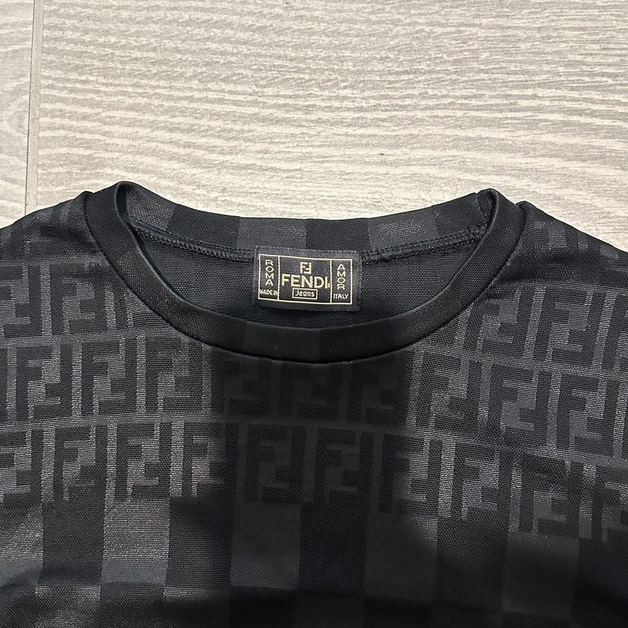 Fendi shirt I think it’s men’s Size small/medium... - Depop