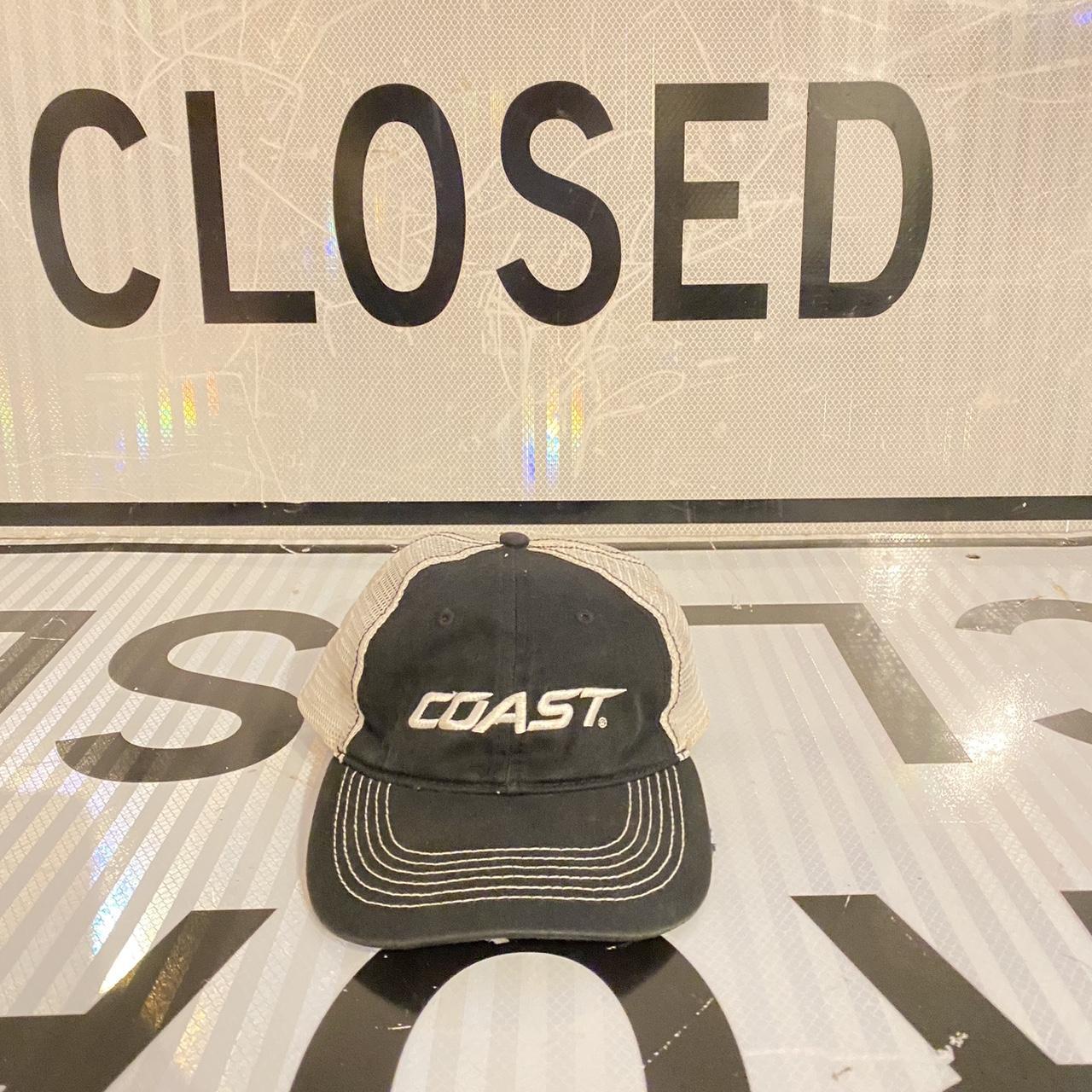 Coast Men's Black and White Hat
