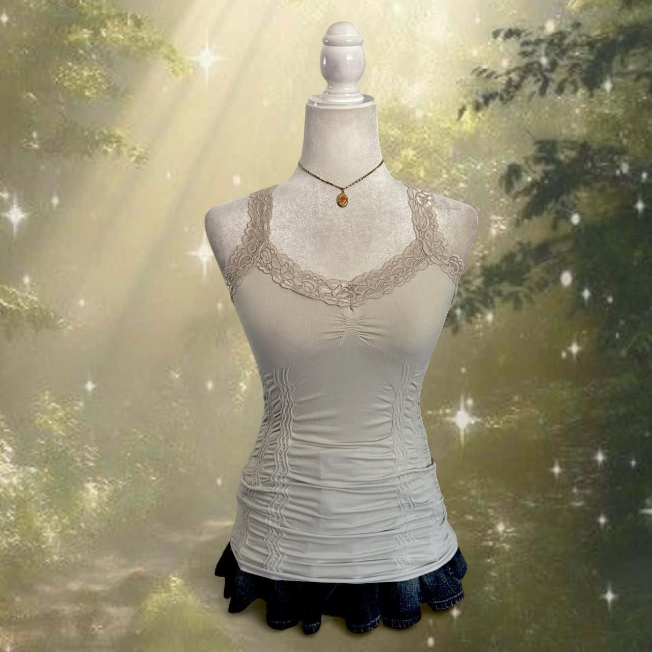 item listed by nadiamazeshop