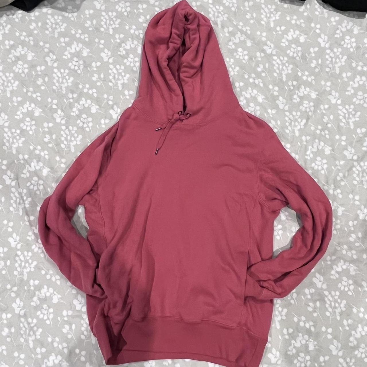 Uniqlo clearance pink hoodie