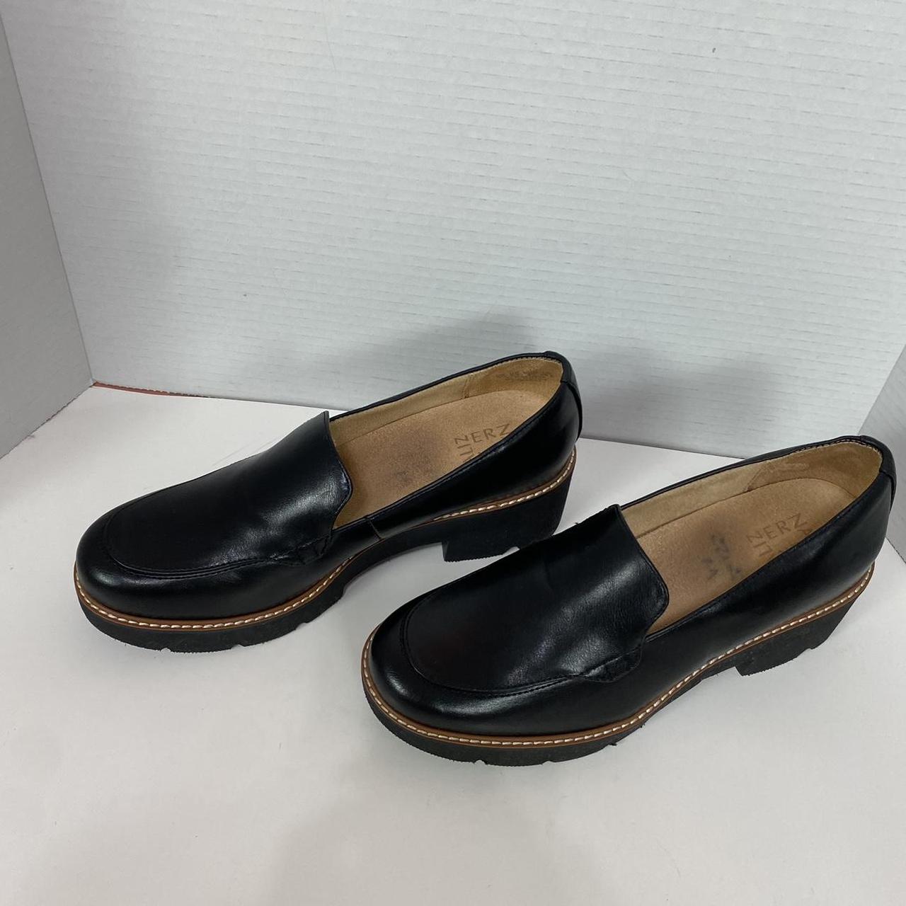 Woman's Naturalizer Cabaret Slip on loafers. Stylish... Depop