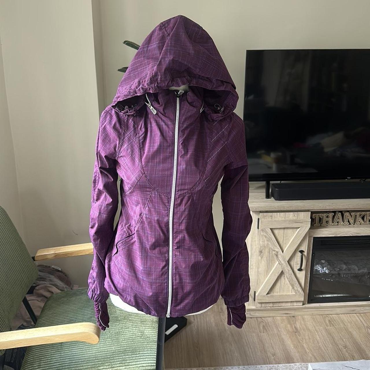 Lululemon Run Hustle Reflective Zip Up Jacket