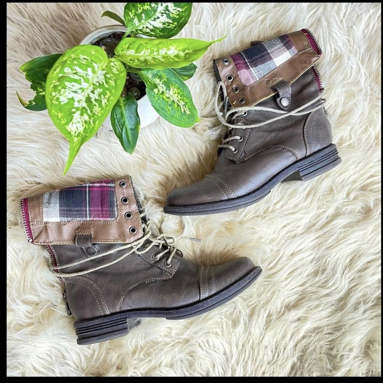 Cathy Jean brown lace up boots with plaid lining