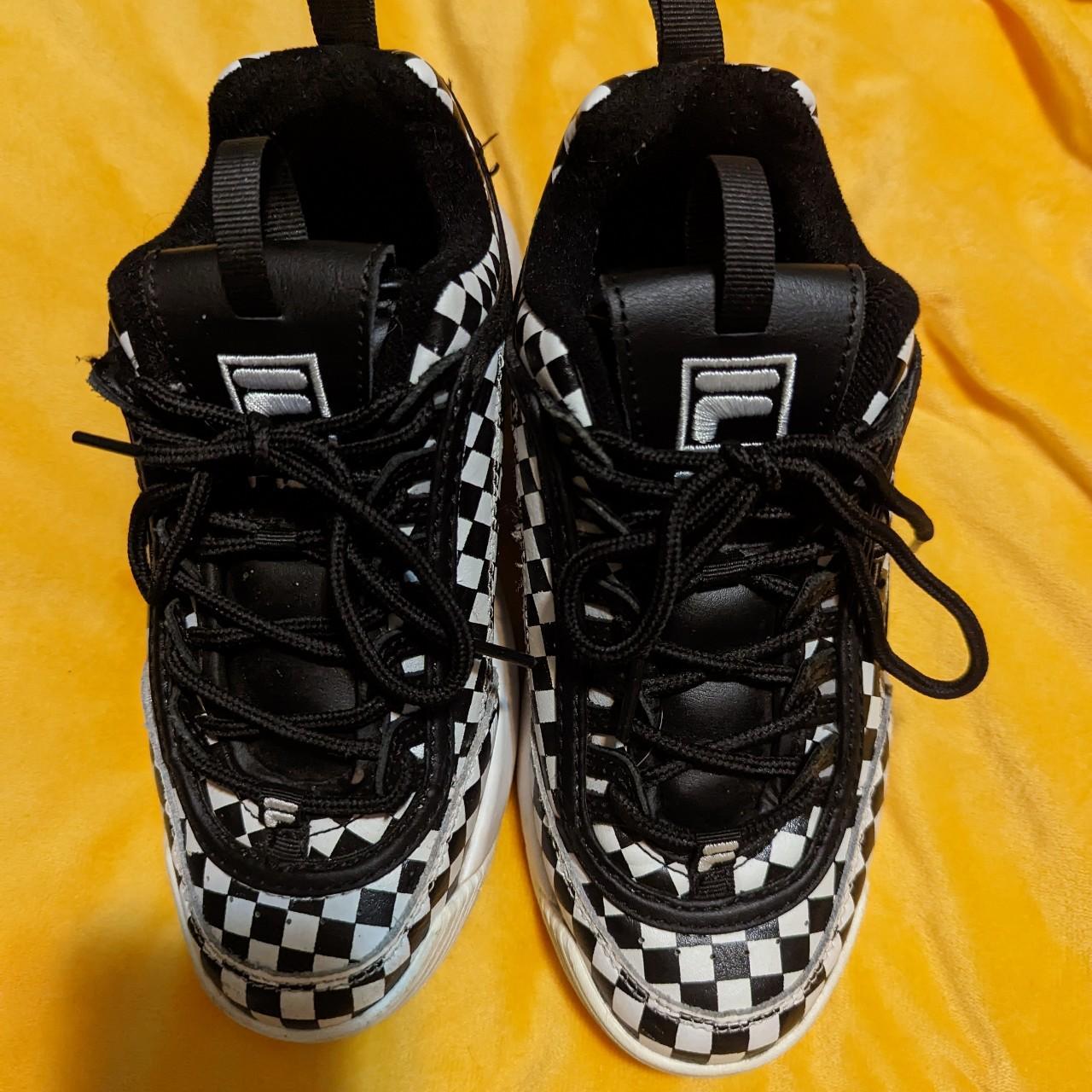 Checkered fila shoes sale