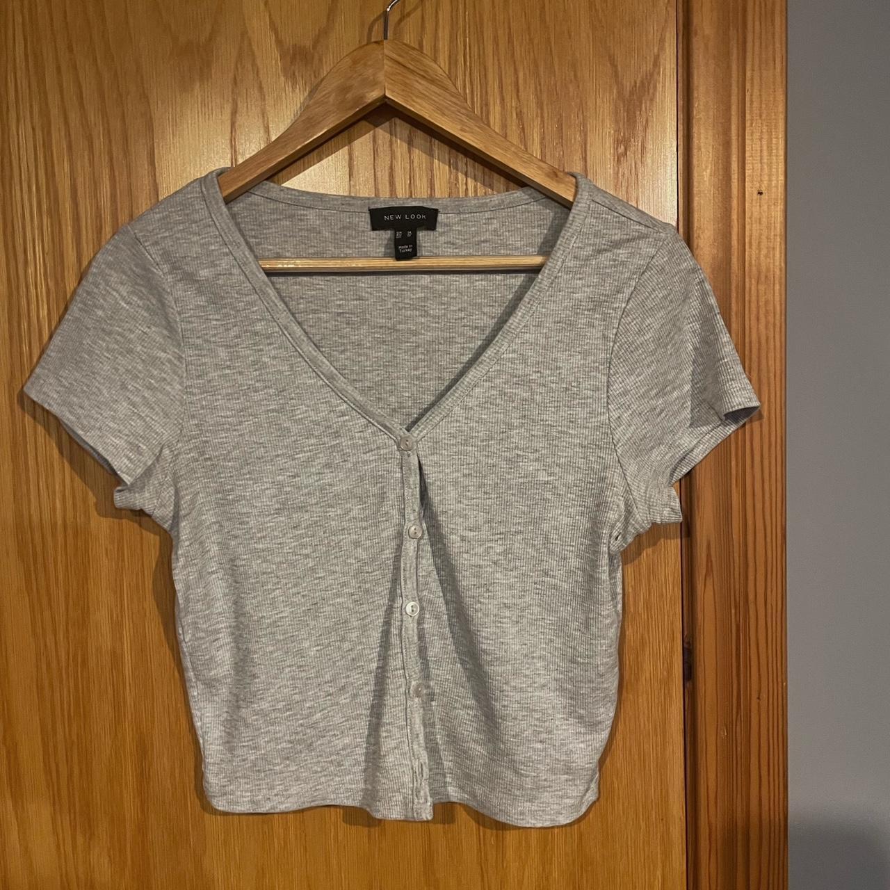 Grey short sleeve cardigan from New Look, worn twice Depop