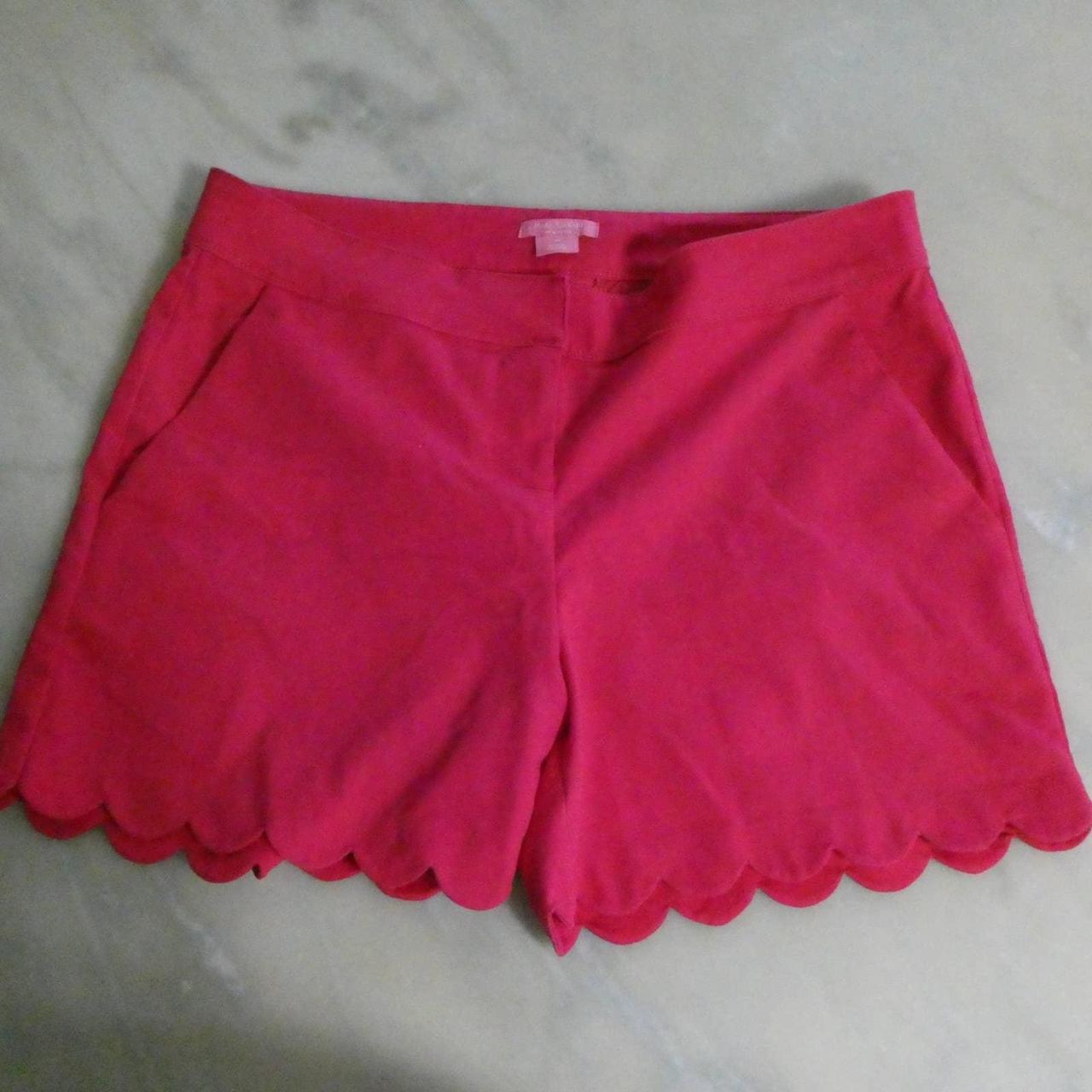 Isaac mizrahi cheap scalloped shorts