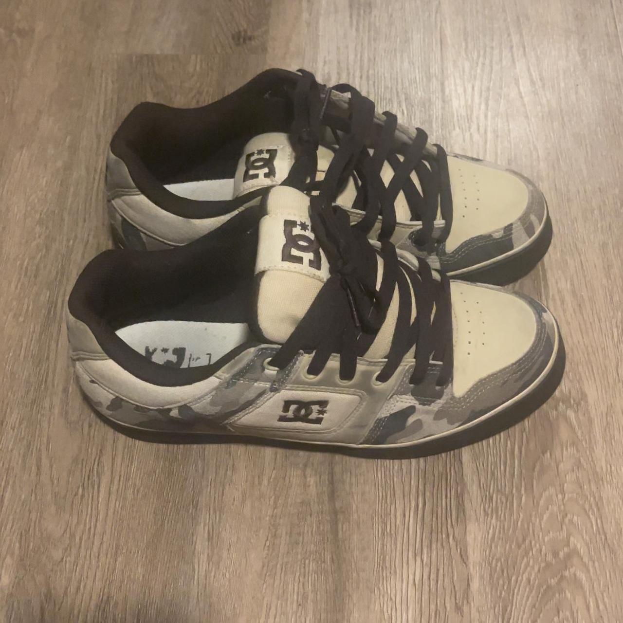 SUPER RARE COLOR WAY DC SHOES SIZE 10.5 THESE ARE IN... Depop