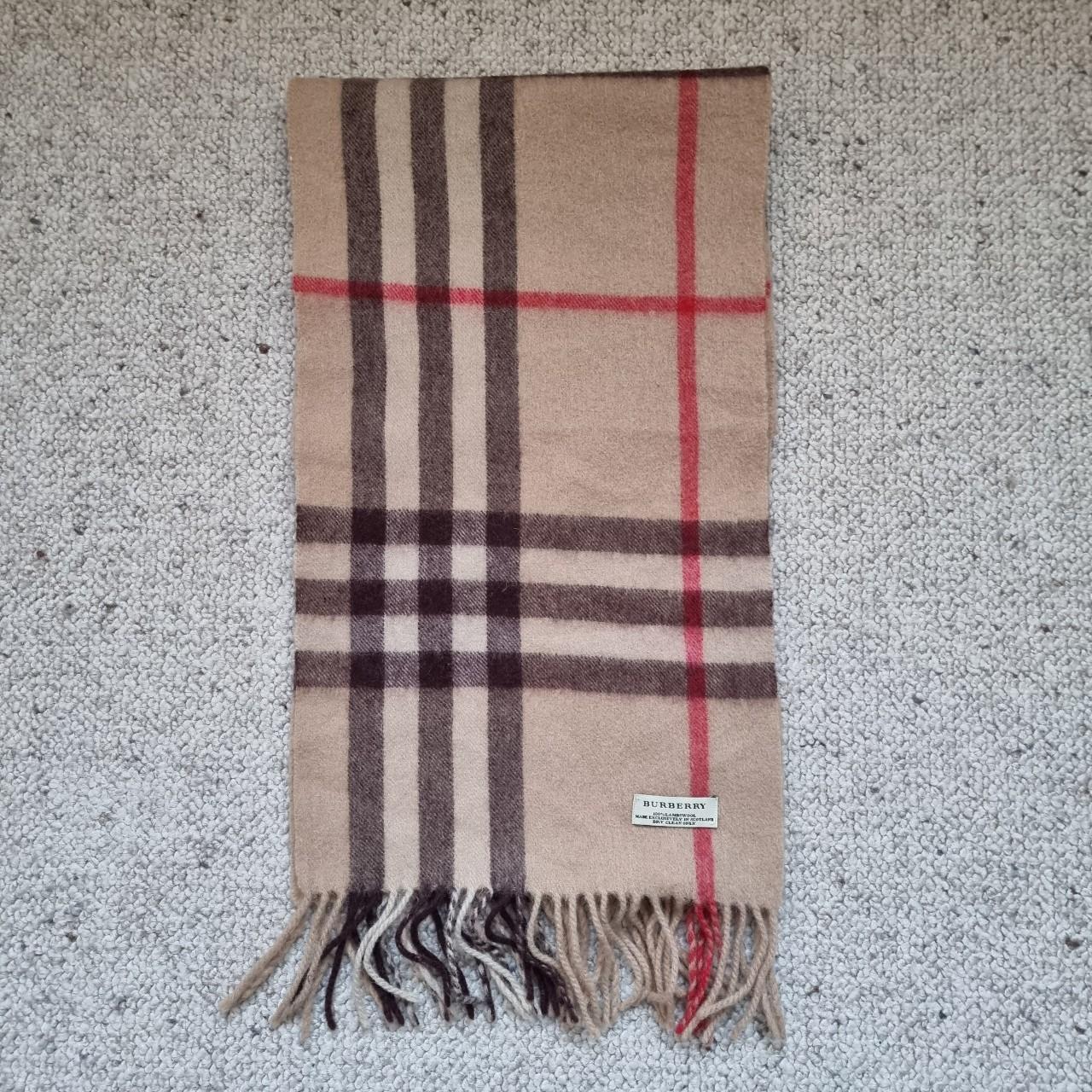 100 authentic Burberry scarf Classic Beige nova... Depop