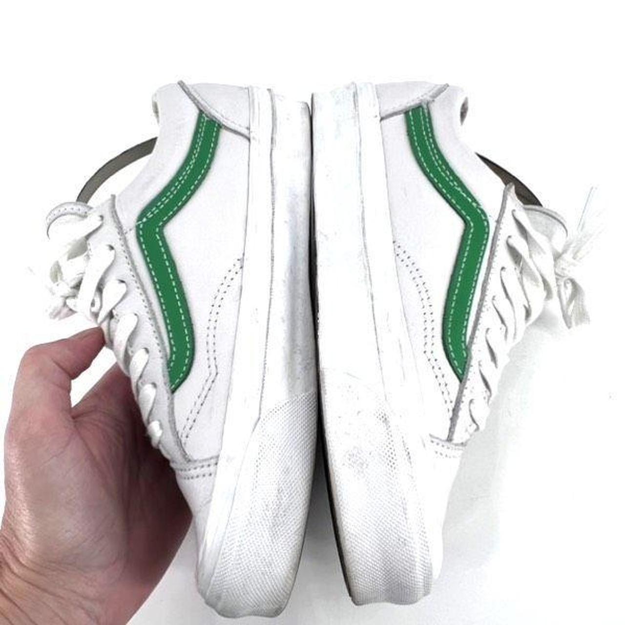 Vans old skool clearance white with green stripe