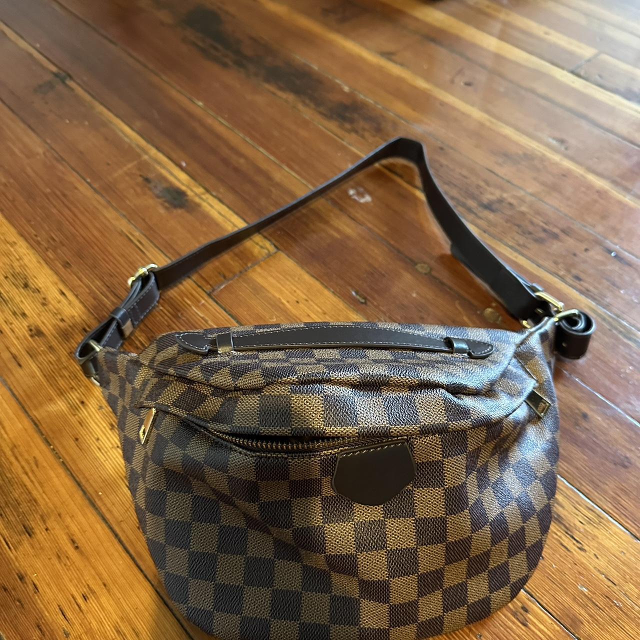 Vintage a Louis Vuitton fanny pack! Beautiful piece! - Depop