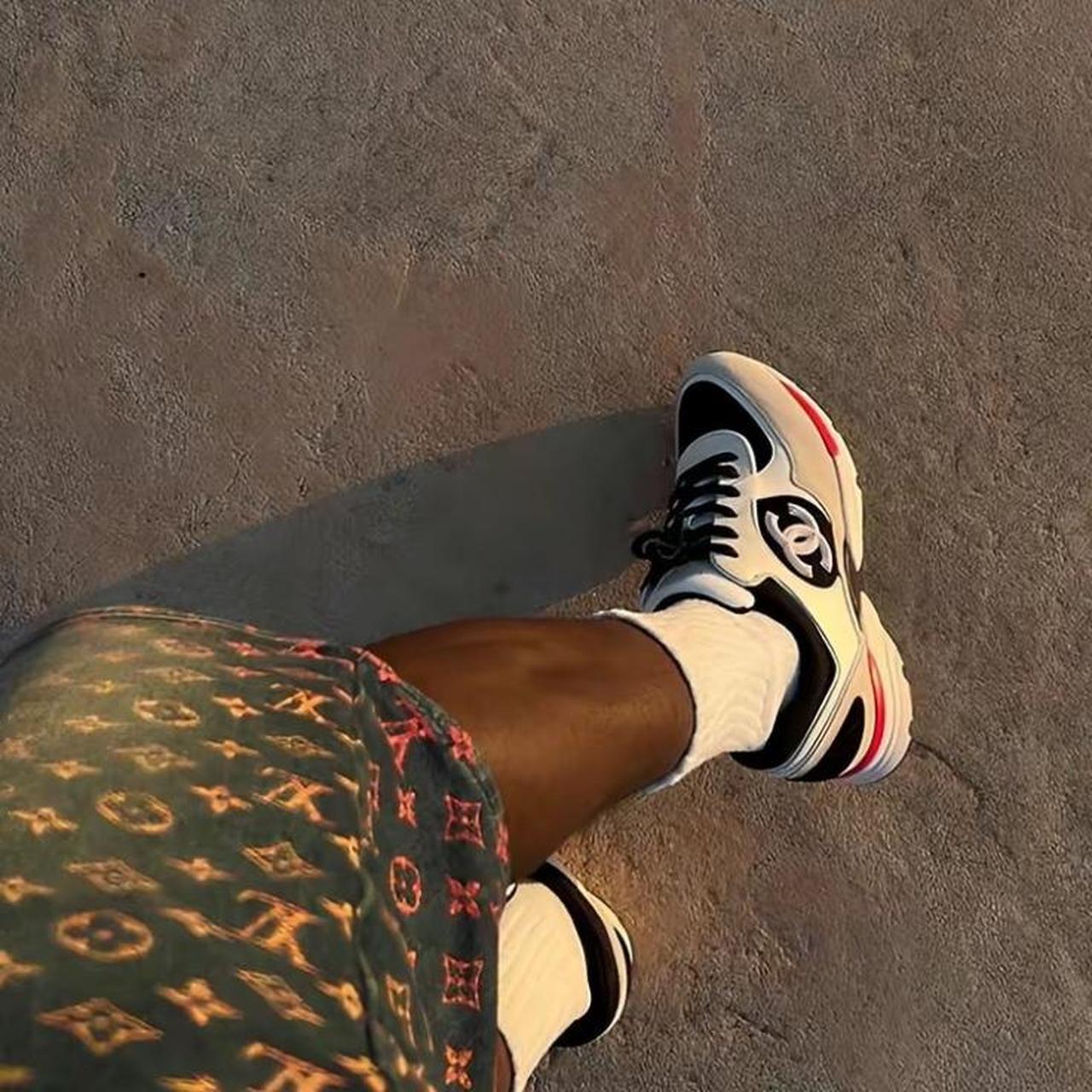 Foot Chanel Mens Runners Chanel Cc Runner Trainers, Chanel White Cream