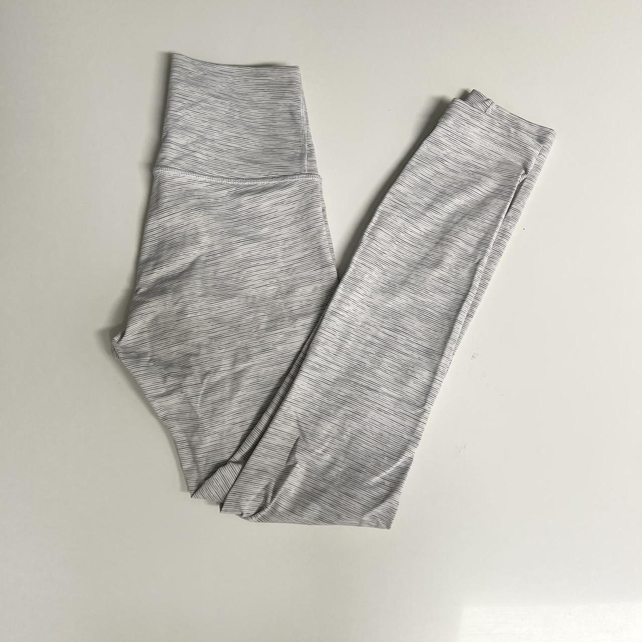 Lululemon Women's White Leggings | Depop