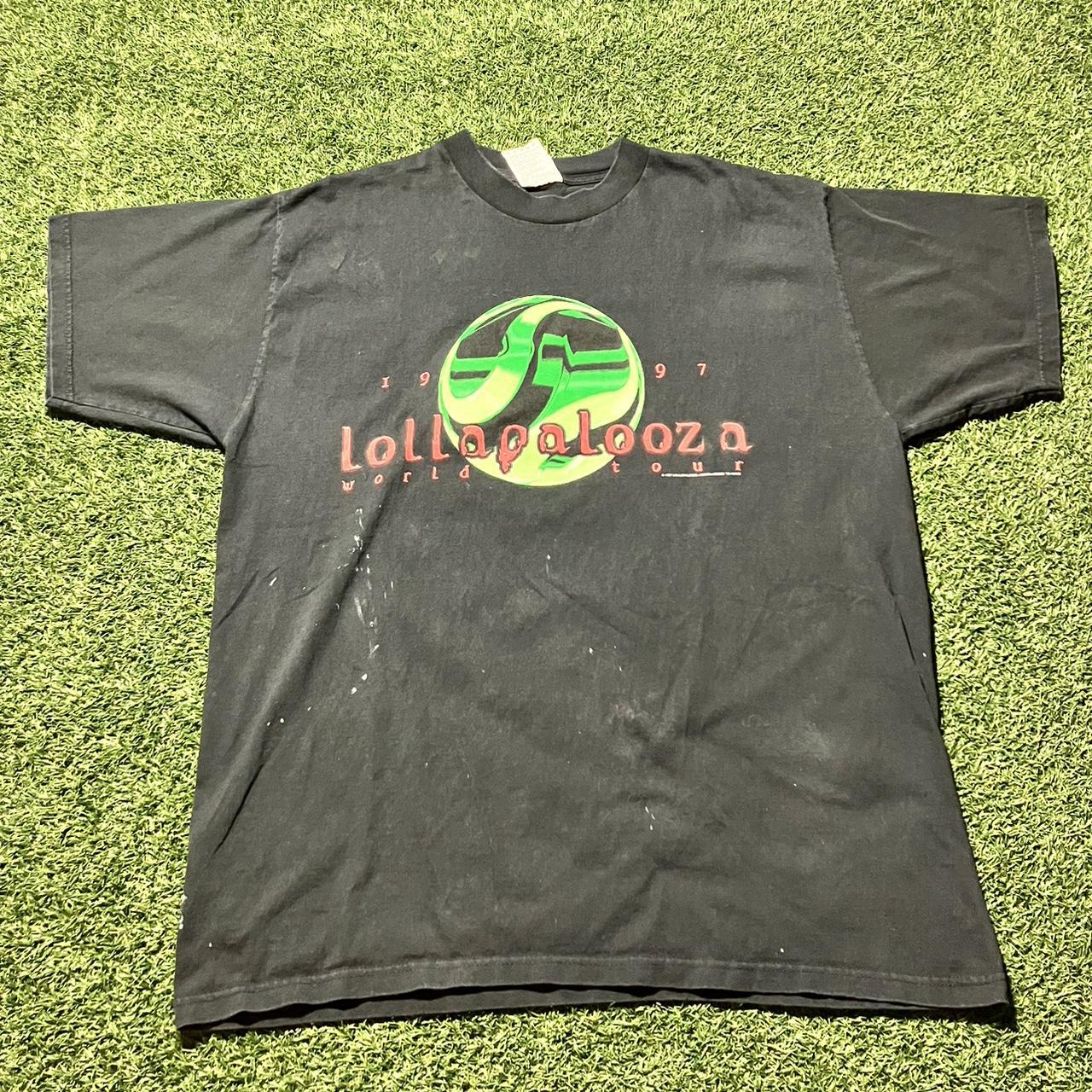 1997 Lollapalooza World Tour... - Depop