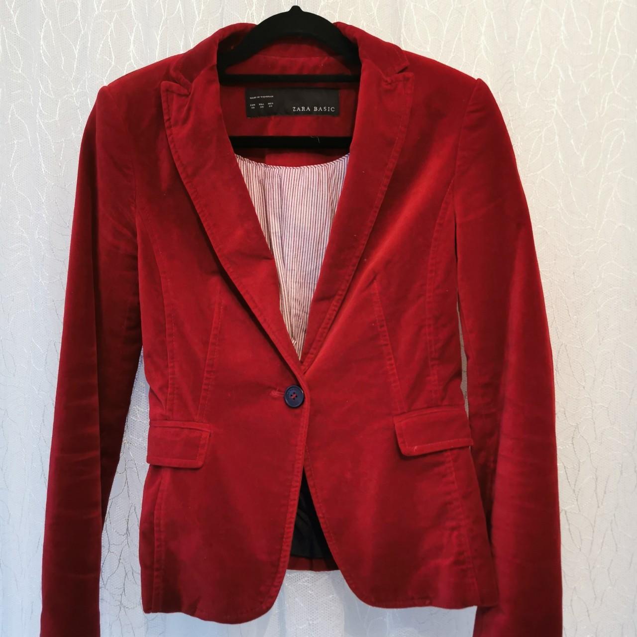 Zara Red Velvet Blazer 🖤Size xs fits like a size... Depop