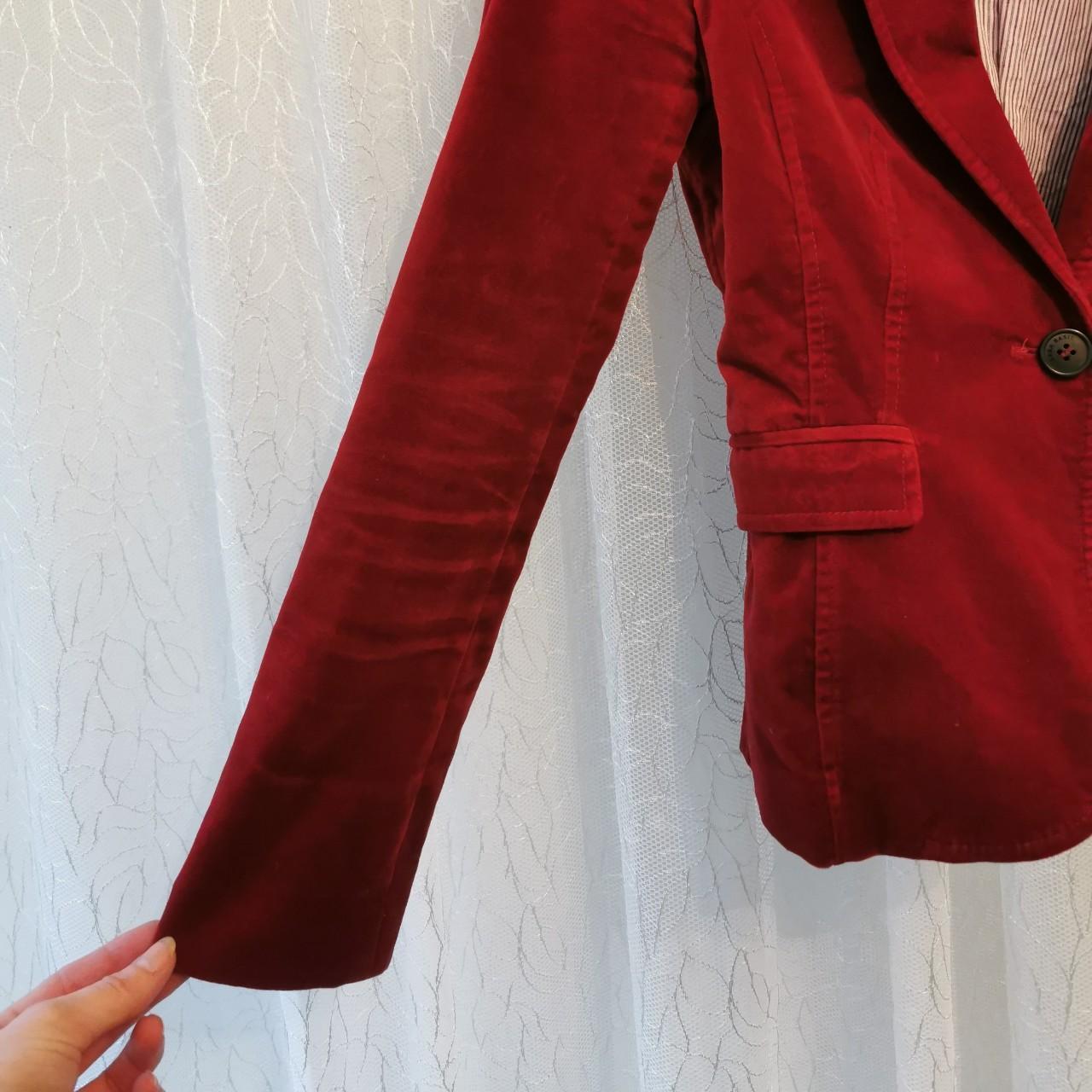 Zara Red Velvet Blazer 🖤Size xs fits like a size... Depop