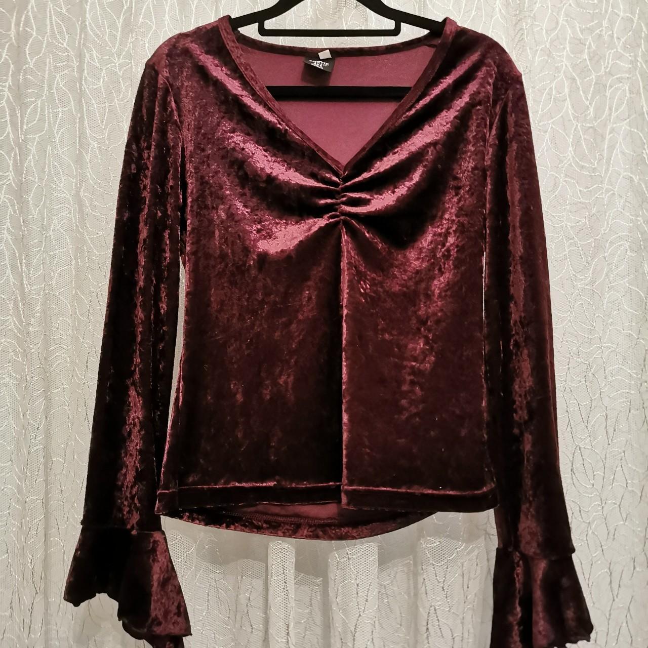 Vintage Postie Velvet Bell Sleeve Top 🖤Size S, fits... - Depop