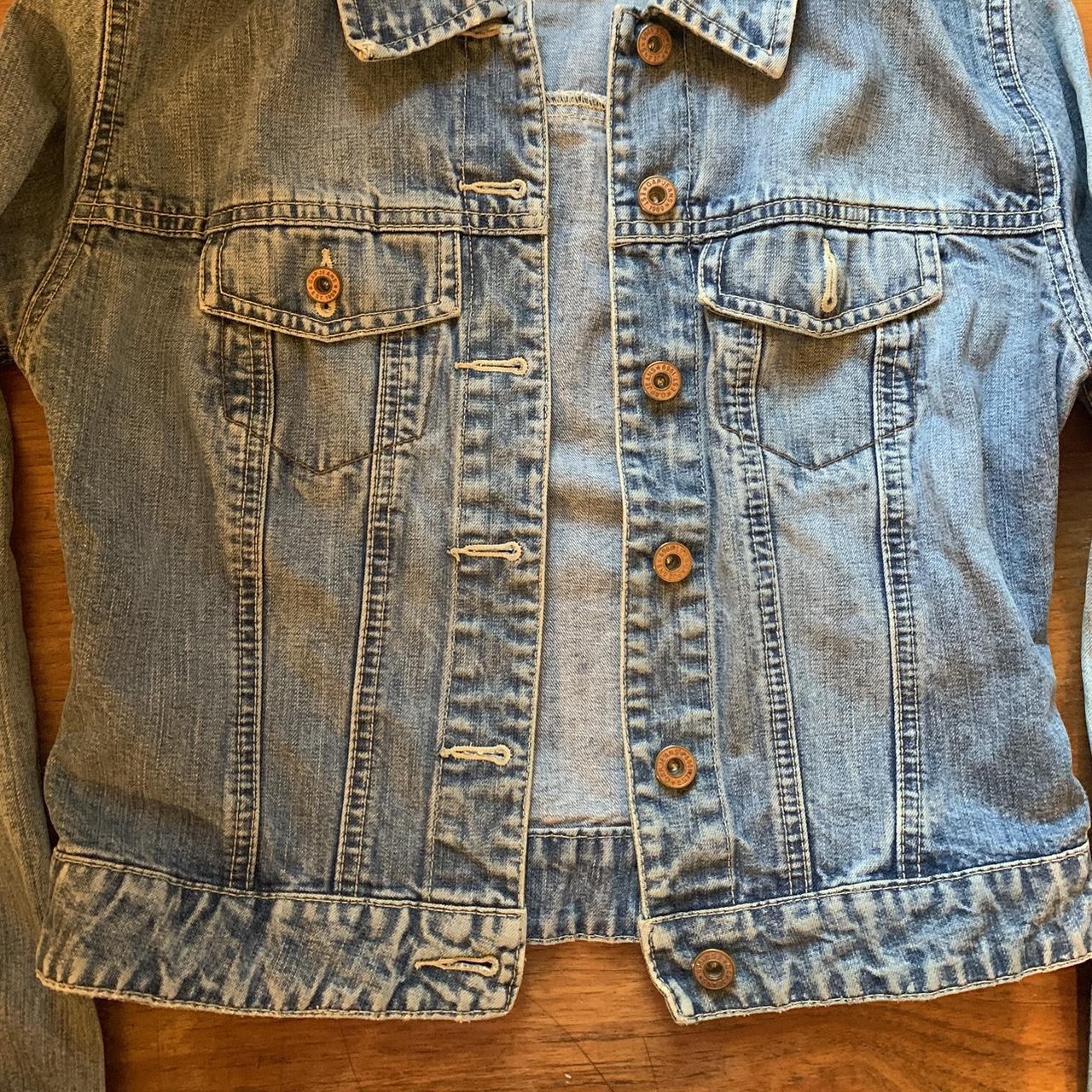 Gap denim jacket Looks great with summer... - Depop