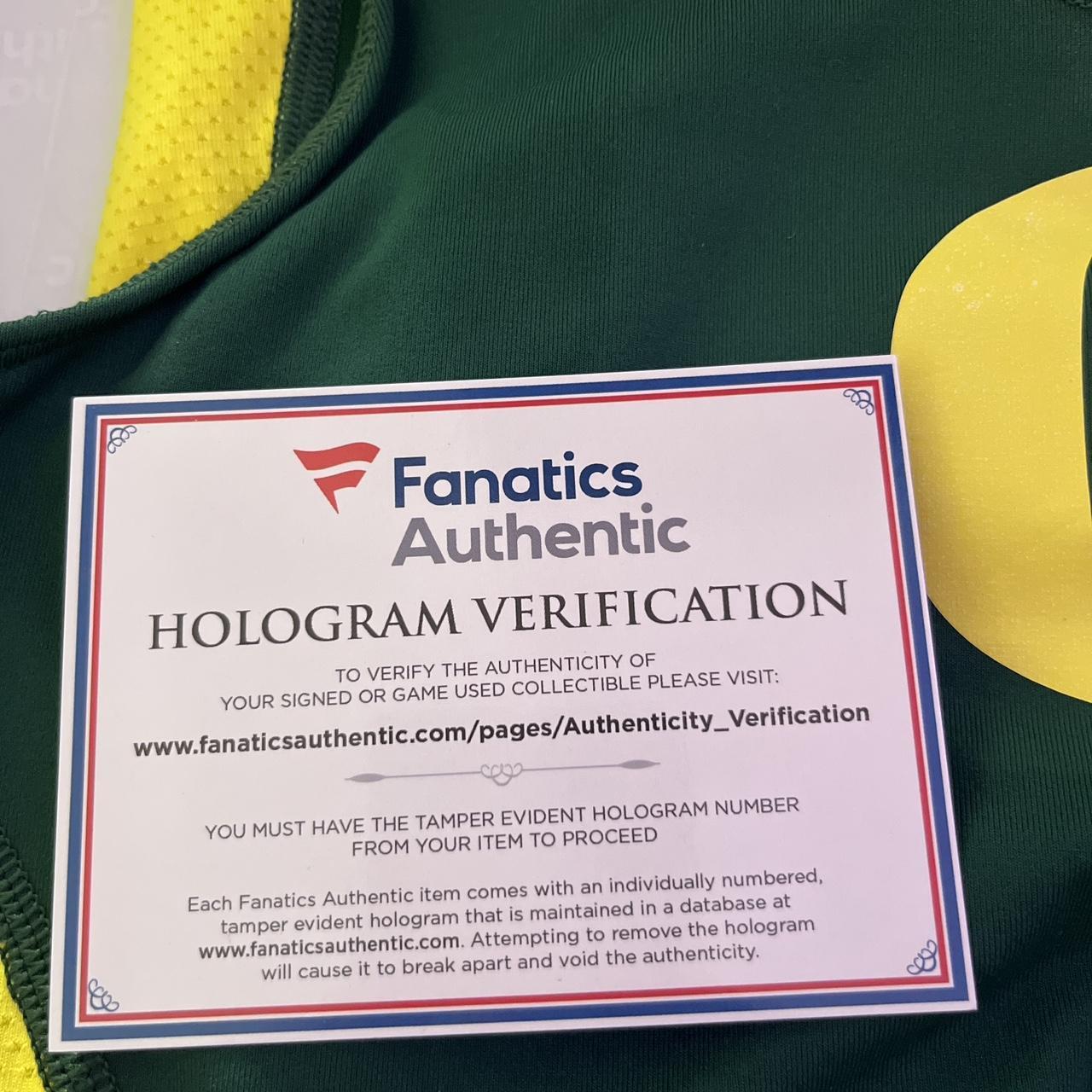 Nike Oregon Ducks volleyball jersey worn by Depop